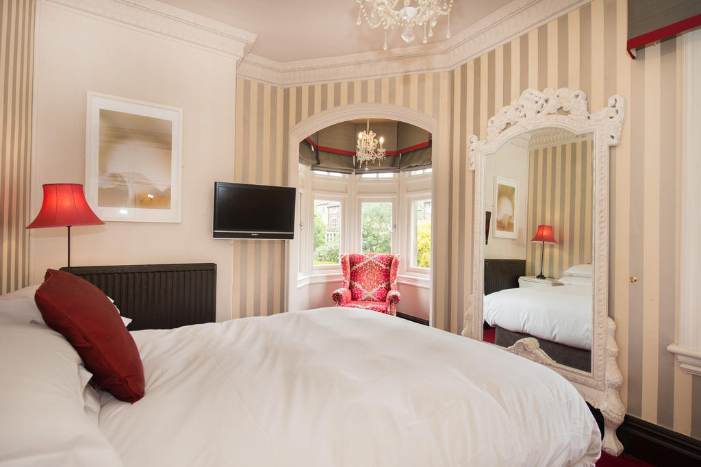 Balmoral Hotel Харогейт Стая снимка