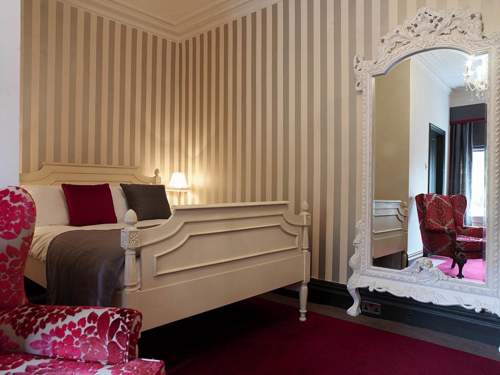 Balmoral Hotel Харогейт Стая снимка