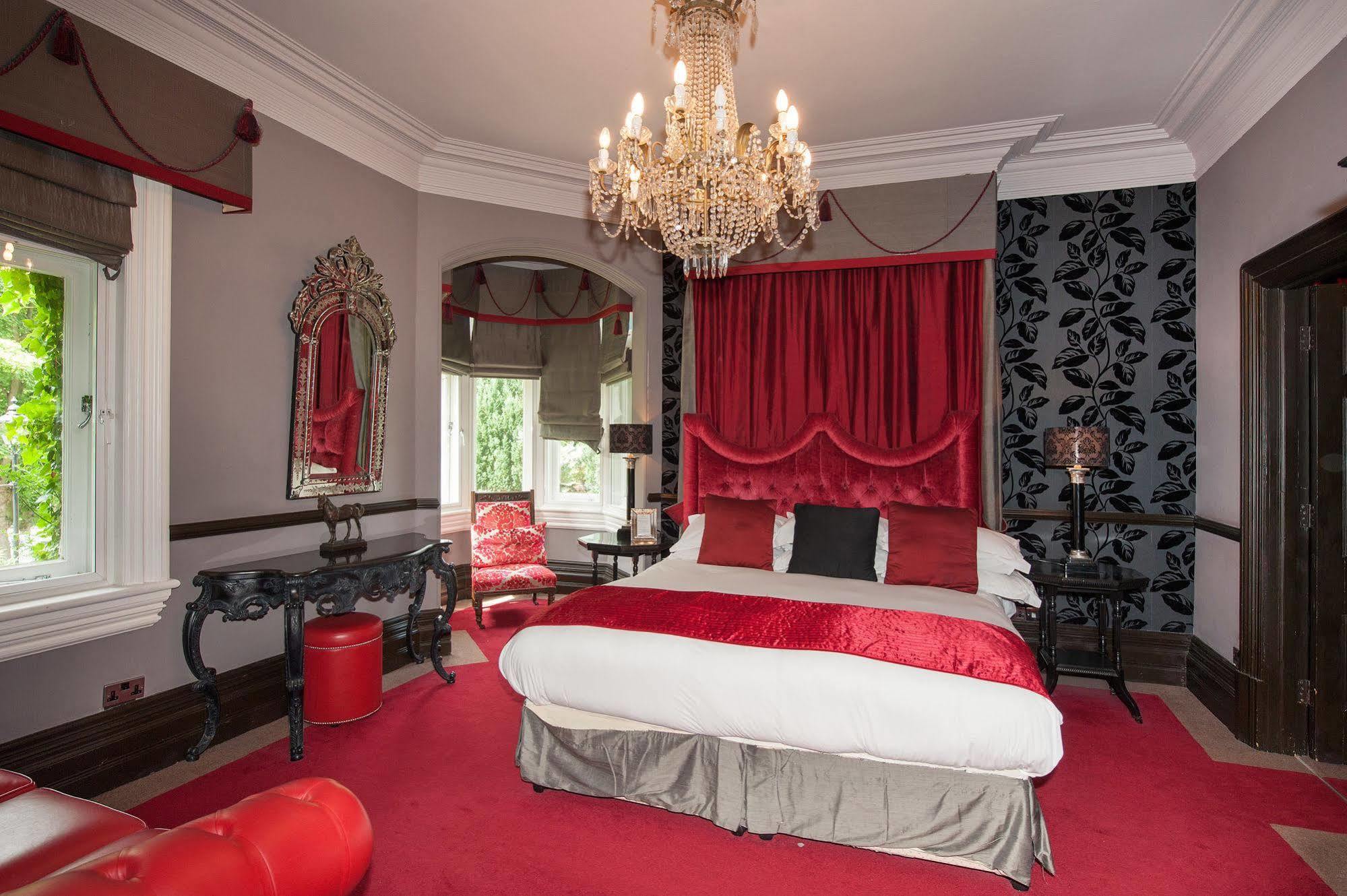 Balmoral Hotel Харогейт Екстериор снимка